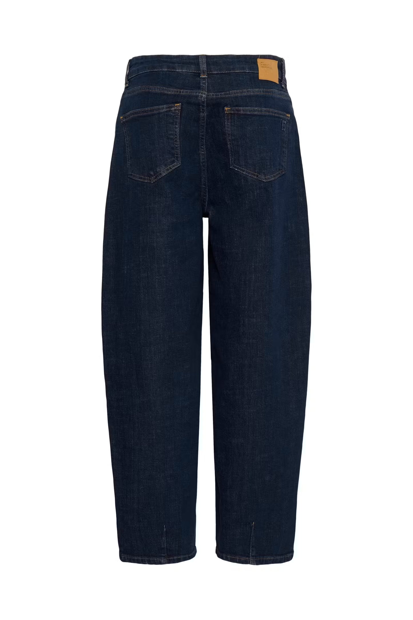 My Essential Wardrobe - MWLucy Barrel jeans