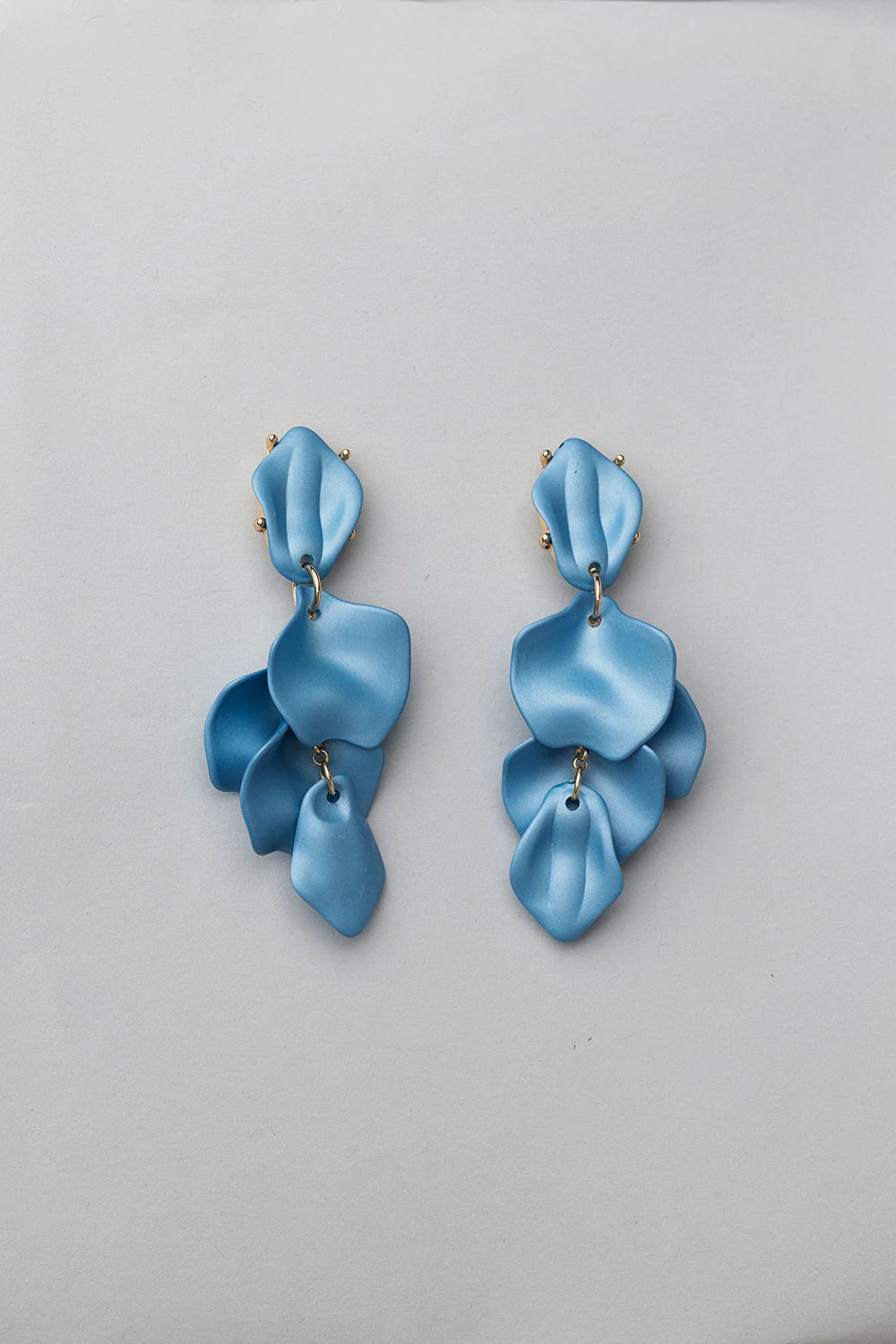 BOW19 - LEAF EARRINGS THIN DENIM BLUE