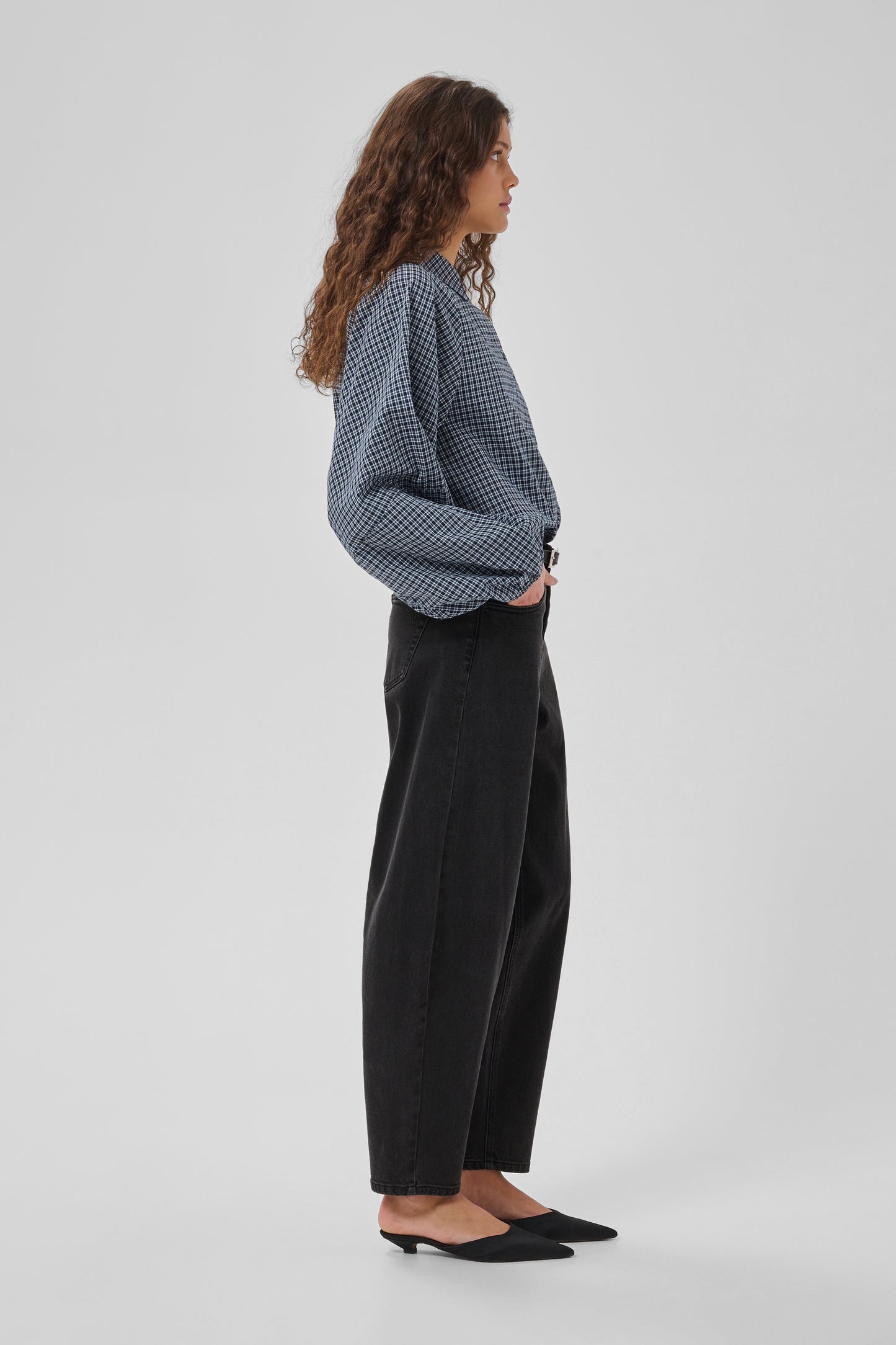 My Essential Wardrobe - Jeans Barrel MWBaloo