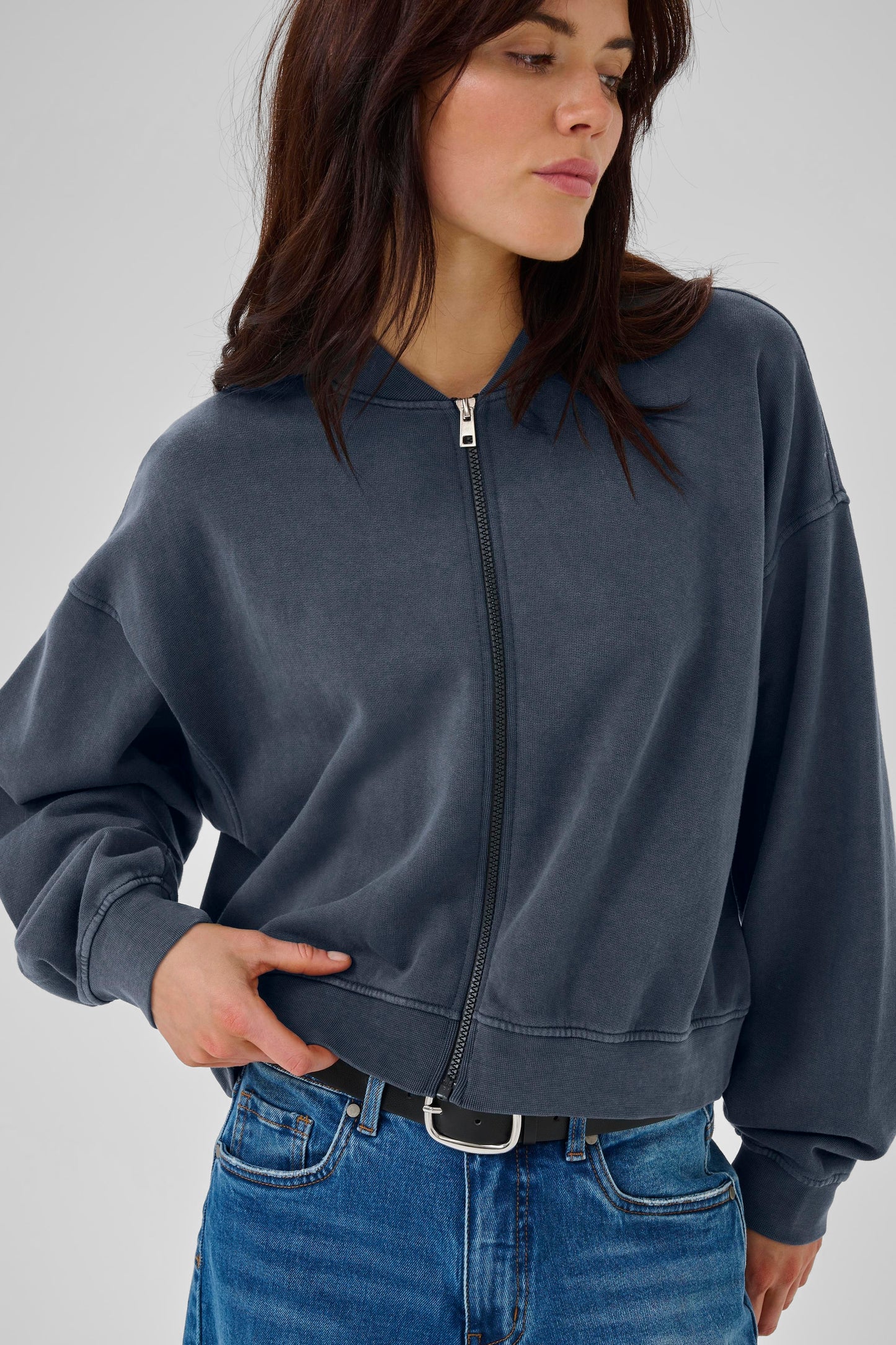 My Essential Wardrobe - MetaMW Short Sweat Jacket
