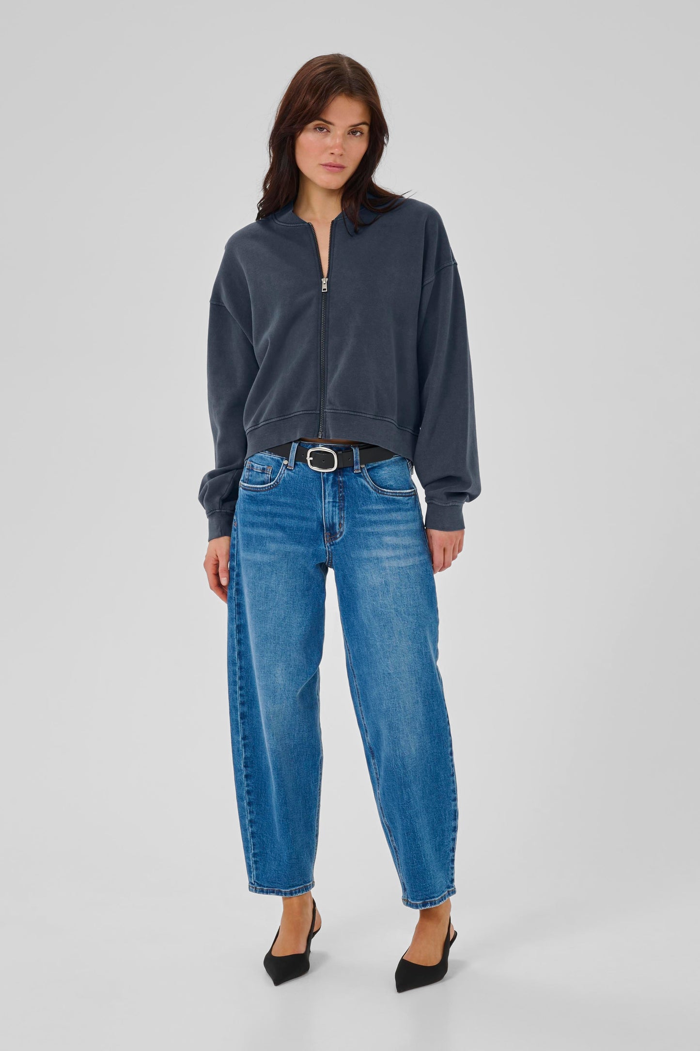 My Essential Wardrobe - MetaMW Short Sweat Jacket