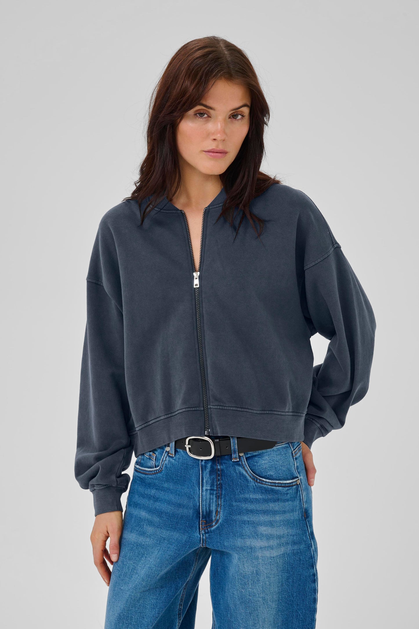 My Essential Wardrobe - MetaMW Short Sweat Jacket