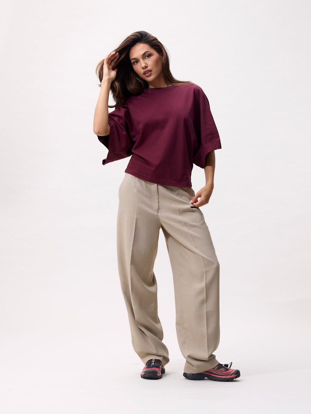 CATWALK JUNKIE. - Batsleeve T-Shirt