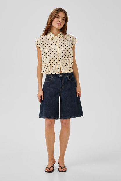 My Essential Wardrobe - MWZita 139 High X-Wide Shorts