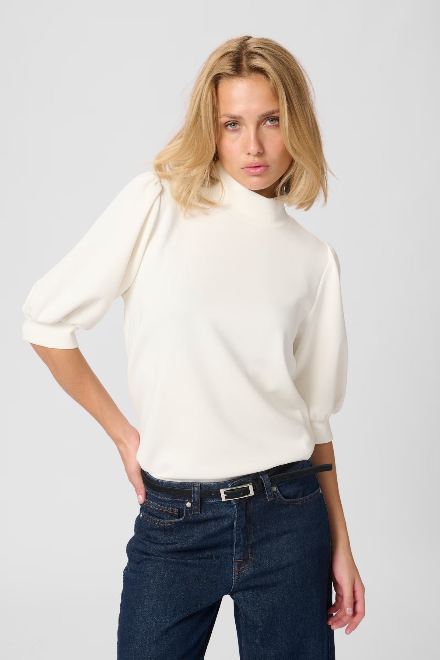 My Essential Wardrobe - 21 THE PUFF BLOUSE - verkrijgbaar in verschillende kleuren