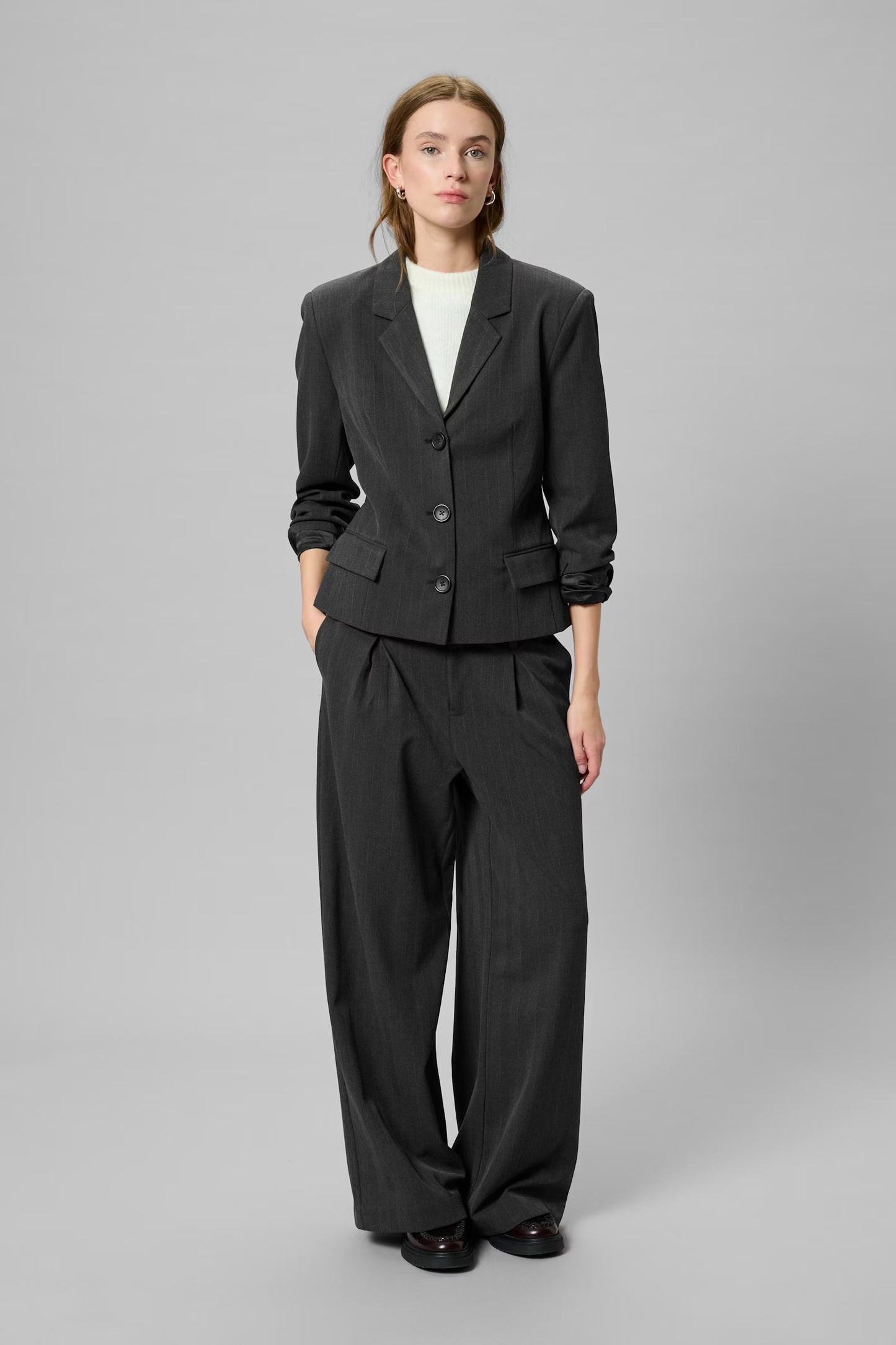 My Essential Wardrobe - MWLuna Blazer