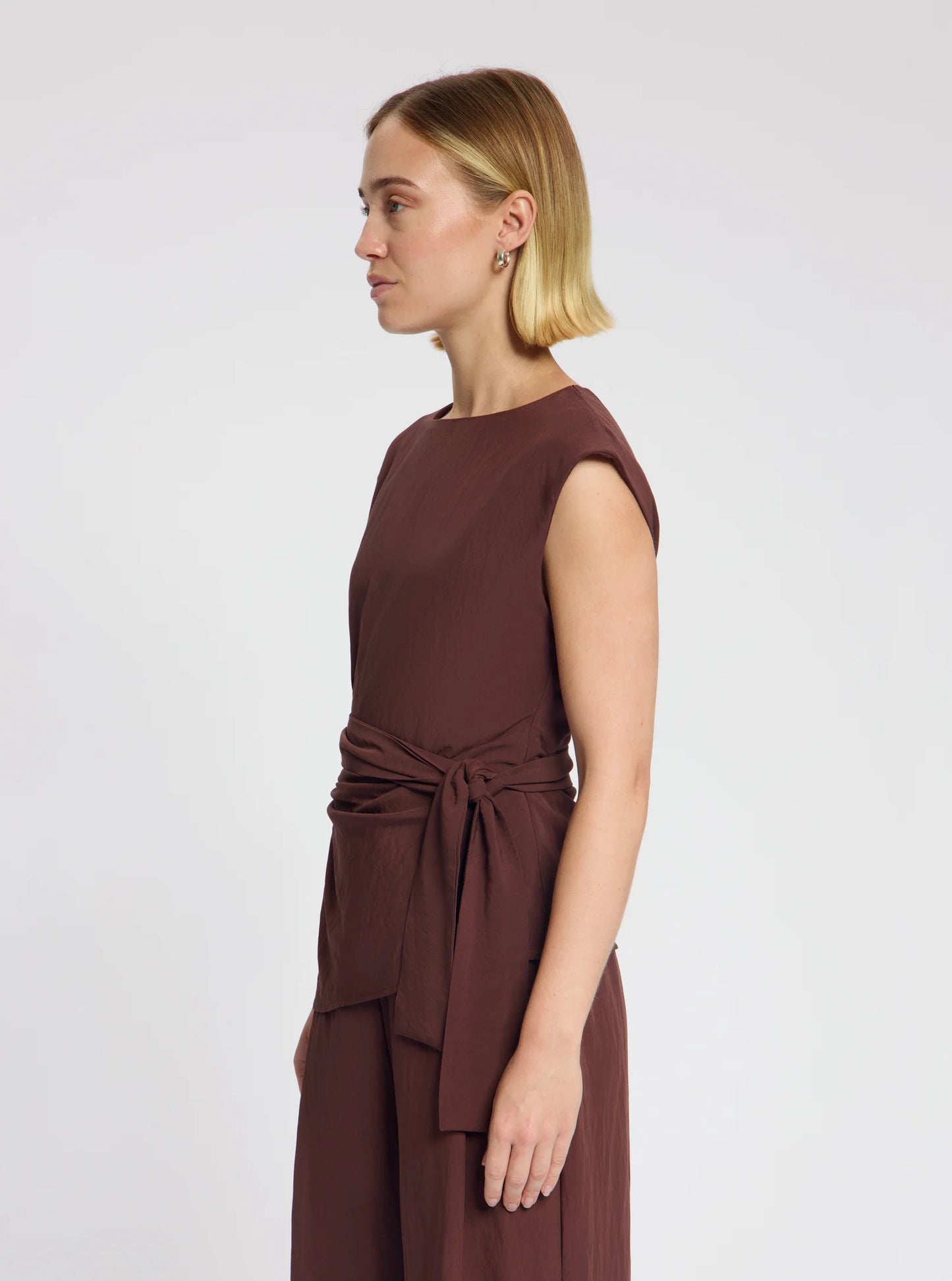 Nous Sommes Labels - Maddie Tie Top
