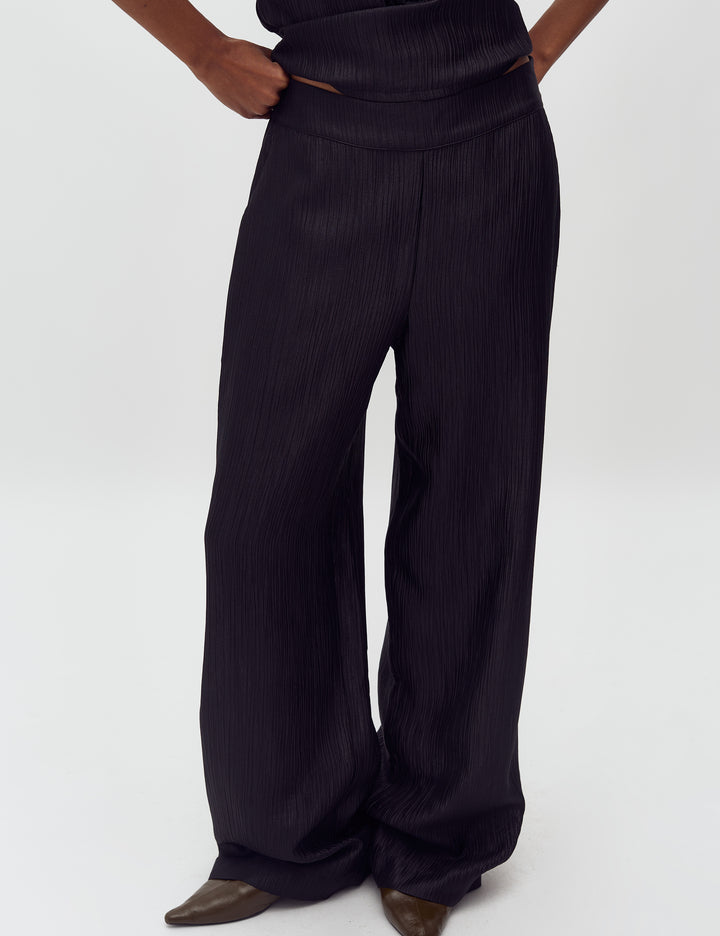 MbyM - Emmana-M - Black
