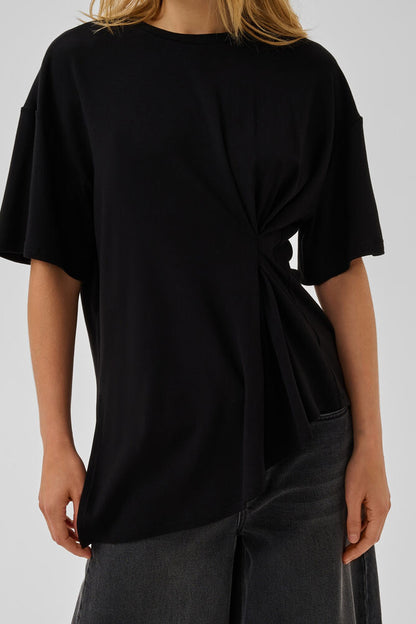 My Essential Wardrobe - MWNupti Drape Tee - Black