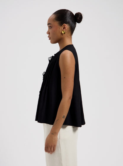 Nous Sommes Labels - Mozzie Top