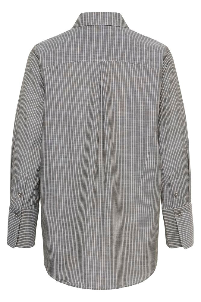 My Essential Wardrobe - SkyeMW Shirt