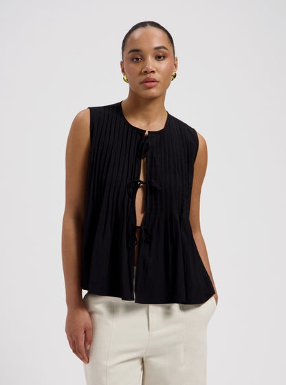 Nous Sommes Labels - Mozzie Top