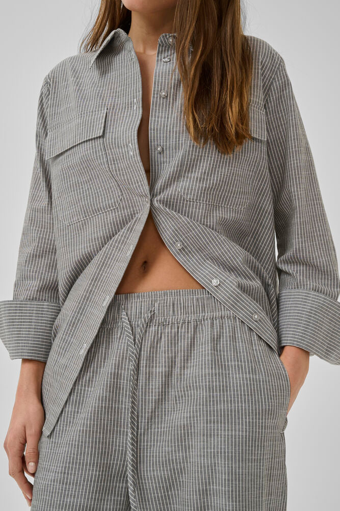 My Essential Wardrobe - SkyeMW Shirt