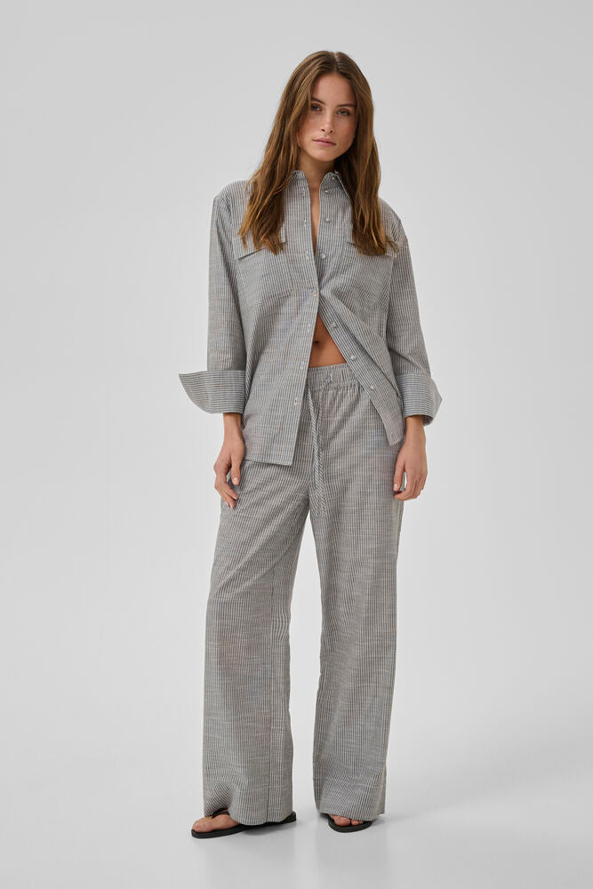 My Essential Wardrobe - SkyeMW Wide Pant