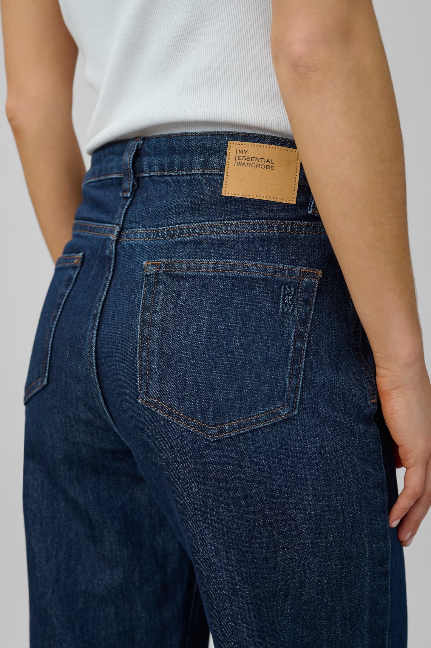 My Essential Wardrobe - 35 THE LOUIS HIGH WIDE - Dark Blue Un-Wash