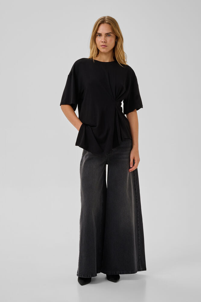 My Essential Wardrobe - MWNupti Drape Tee - Black