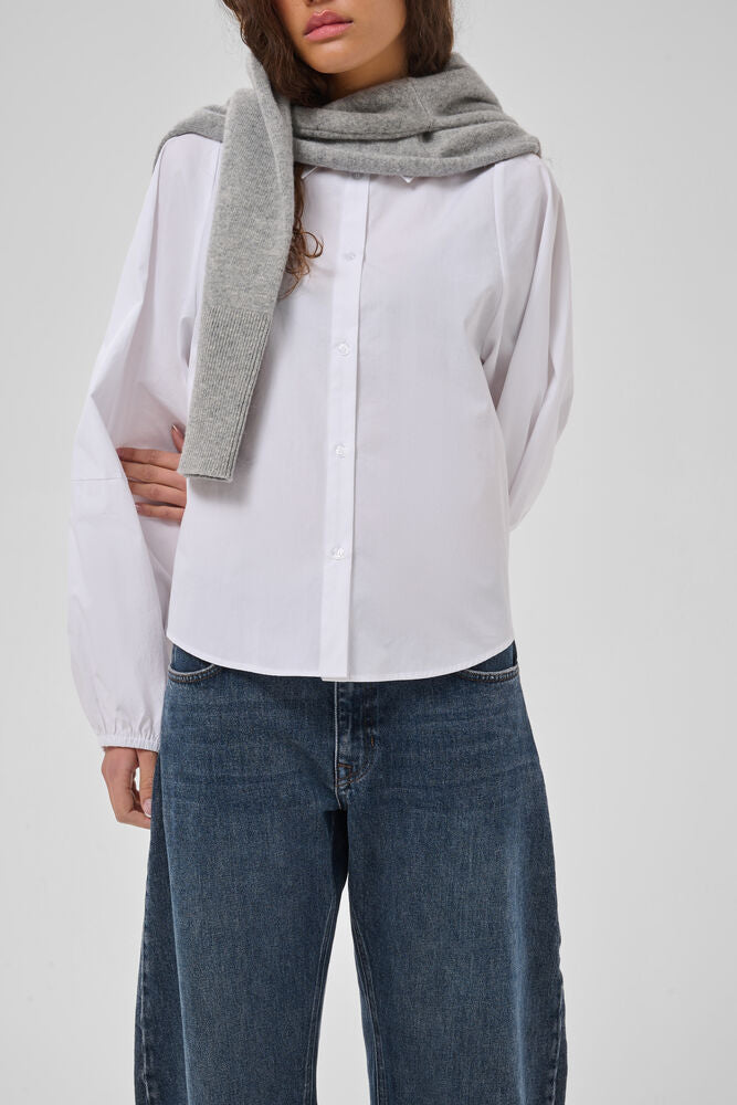 My Essential Wardrobe - MWSunna Balloon Sleeve Shirt