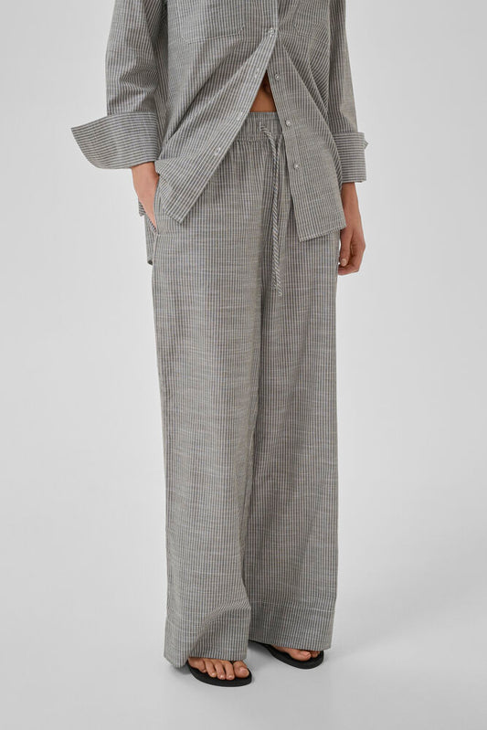My Essential Wardrobe - SkyeMW Wide Pant