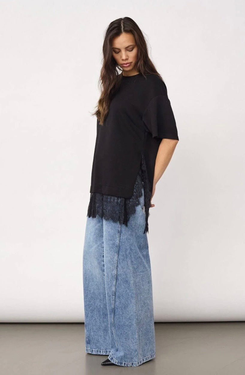 Co’Couture - LarsonCC Mix Lace Tee