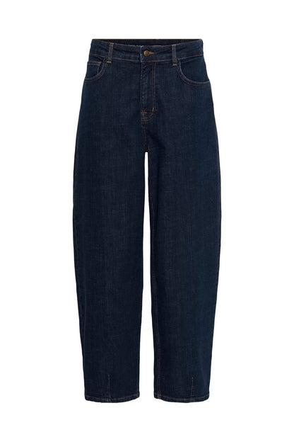 My Essential Wardrobe - MWLucy Barrel jeans