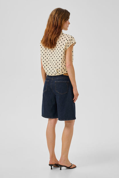 My Essential Wardrobe - MWZita 139 High X-Wide Shorts