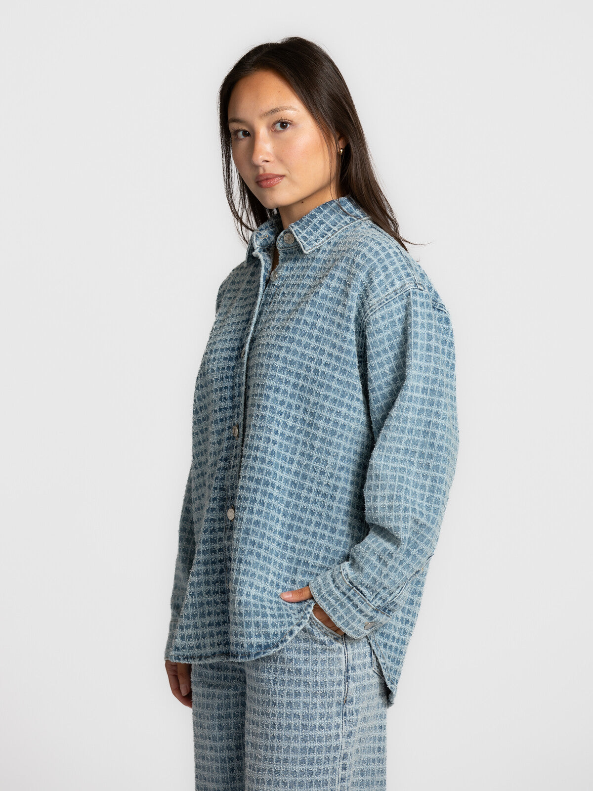 Les Soeurs - Textured denim shirt Cosette