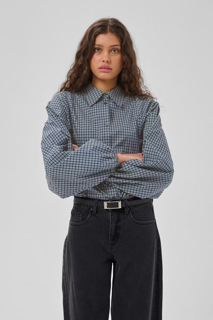 My Essential Wardrobe - MWIlse Balloon Sleeve Shirt
