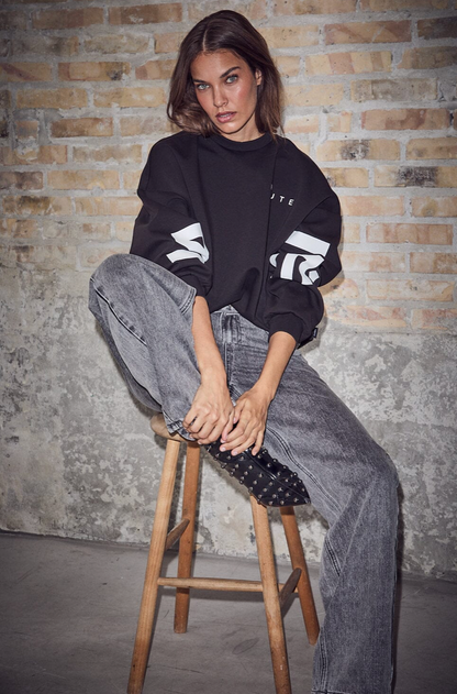 Haute L’Amitié - Maxi Split Logo Sweat - Black