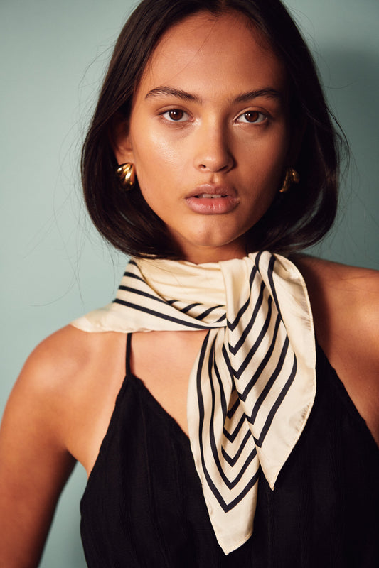 BOW19 - ELLE SILK SCARF CREME